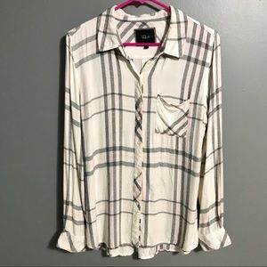 Rails rayon button up long sleeve shirt. Size M.